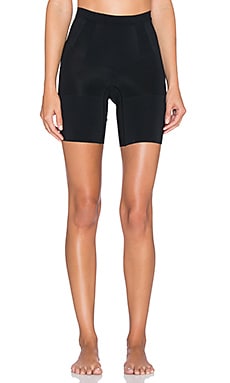 OnCore Hi-Waist Mid-Thigh Short Black