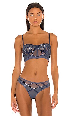 SOUTIEN-GORGE CORSICA Thistle and Spire $84 