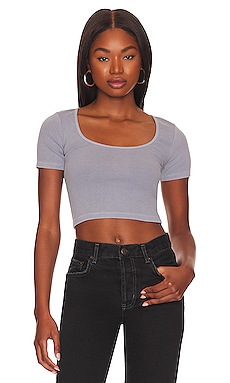 Women's Scoop Neck Short Sleeve Basic Crop Top