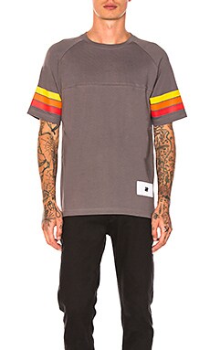 Футболка Undefeated Футболка Undefeated