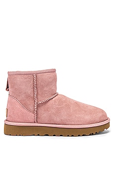 Pink best sale crystal uggs