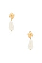 view 1 of 2 PENDIENTES LARGOS PEARL in Gold & Pearl