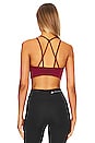 view 4 of 5 YOGA 스포츠 브라 in Collegiate Burgundy