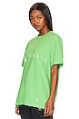 view 3 of 5 SPORTSWEAR LOGO 티셔츠 in Semi Flash Green