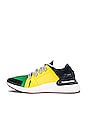view 5 of 6 ULTRABOOST 스니커즈 in Green, Yellow & White