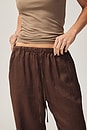 view 5 of 7 드로스트링 팬츠 in Brown