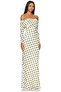 view 2 of 3 VESTIDO LARGO CON HOMBRO DESCUBIERTO THELMA in Birch Dot