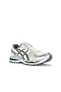 view 2 of 6 ZAPATILLA DEPORTIVA GEL-KAYANO 12.1 in Cream & Carbon