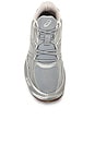 view 4 of 6 ZAPATILLA DEPORTIVA HYPERSYNC in Piedmont Grey & Pink Cloud
