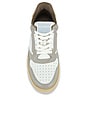 view 4 of 6 ZAPATILLA DEPORTIVA REGAN in White & Ash Grey