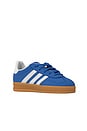 view 2 of 3 ZAPATILLA DEPORTIVA GAZELLE INDOOR in Bluebird, White & Gum 2
