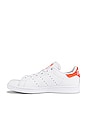 view 5 of 6 ZAPATILLA DEPORTIVA STAN SMITH in White, Coral & White