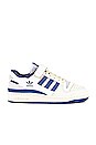 view 1 of 6 ZAPATILLA DEPORTIVA FORUM 84 LOW in White & Blue