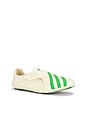 view 2 of 6 ZAPATILLA DEPORTIVA YOGA VARIO in White & Green