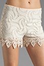 view 4 of 7 Кружевные шорты со смешанными завихрениями in Cream