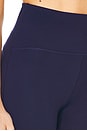 view 6 of 6 POWER BEYOND STRIVE HIGH WAISTED パンツ in After Dark Navy