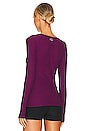 view 3 of 4 FEATHERWEIGHT CLASSIC 탑 in Aubergine Bee