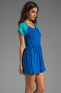 view 3 of 5 Burger Dress en Blue/Green in Blue & Green