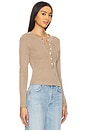 view 2 of 4 Varra Henley in Sandatlas