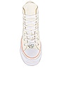 view 4 of 6 CHUCK TAYLOR ALL STAR LIFT 스니커즈 in Egret, Cheeky Coral, & White