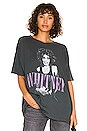 view 1 of 4 CAMISETA GRÁFICA WHITNEY HOUSTON in Vintage Black