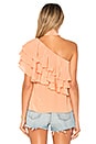 view 4 of 5 BLUSA CON VOLANTES Y HOMBRO DESCUBIERTO in Nude Pink