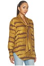 view 4 of 5 BLUSA OVERSIZE MANGA LARGA  THE SILK OVERSIZED TIE SHIRT in Light Tiger