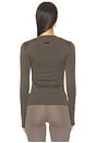 view 3 of 5 CAMISETA DE MANGA LARGA FITTED in Brown