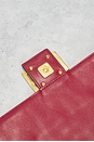 view 7 of 8 FENDI 숄더백 in Red