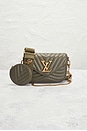 view 2 of 8 LOUIS VUITTON ショルダーバッグ in Olive Green