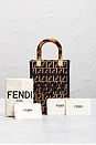 view 9 of 9 FENDI ハンドバッグ in Beige