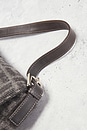 view 7 of 9 FENDI ショルダーバッグ in Grey