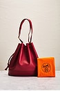 view 5 of 8 SAC SEAU HERMES in Rouge