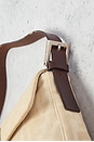 view 9 of 9 FENDI 숄더백 in Ivory