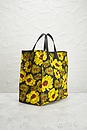 view 4 of 7 PRADA トート in Yellow