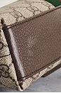 view 8 of 9 GUCCI 숄더백 in Beige