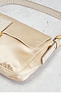 view 7 of 8 FENDI ショルダーバッグ in Champagne
