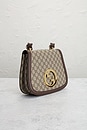 view 4 of 7 GUCCI 숄더백 in Beige