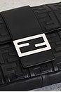 view 6 of 11 FENDI 숄더백 in Black