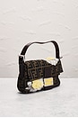 view 4 of 10 FENDI 숄더백 in Brown