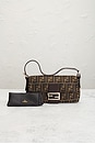 view 9 of 9 FENDI ショルダーバッグ in Brown