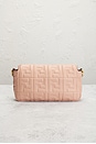 view 3 of 8 FENDI 숄더백 in Pink