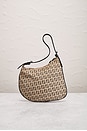 view 3 of 9 FENDI ショルダーバッグ in Beige
