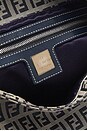 view 6 of 9 FENDI ショルダーバッグ in Beige