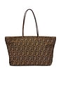 view 1 of 8 FENDI 토트 in Brown