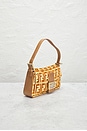 view 4 of 9 FENDI 백 in Gold