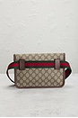 view 3 of 7 GUCCI 백 in Beige