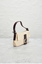 view 4 of 10 FENDI 백 in Ivory