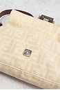 view 8 of 10 FENDI 백 in Ivory
