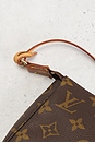 view 8 of 8 BOLSO LOUIS VUITTON in Brown